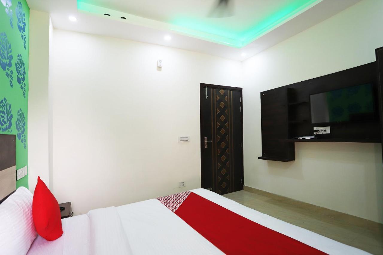 โอโย 42619 ไดมอนด์ คีย์ เรซิเดนซี Hotel เดลี ภายนอก รูปภาพ