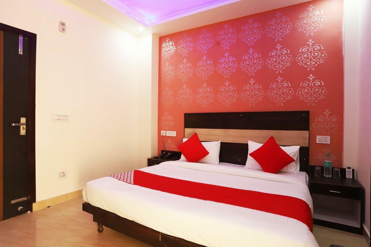 โอโย 42619 ไดมอนด์ คีย์ เรซิเดนซี Hotel เดลี ภายนอก รูปภาพ